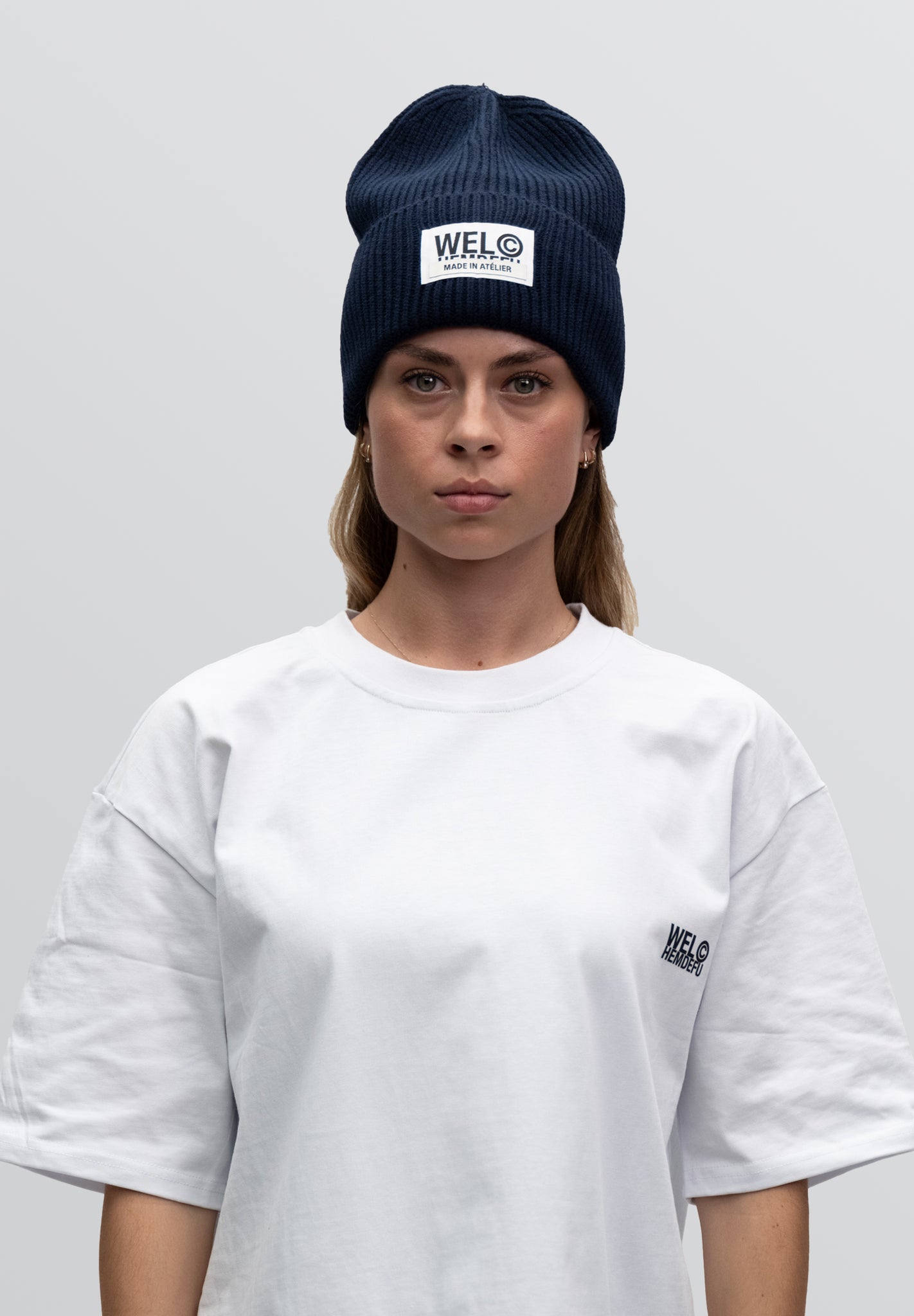 Classic Beanie Dunkel Blau Oversized