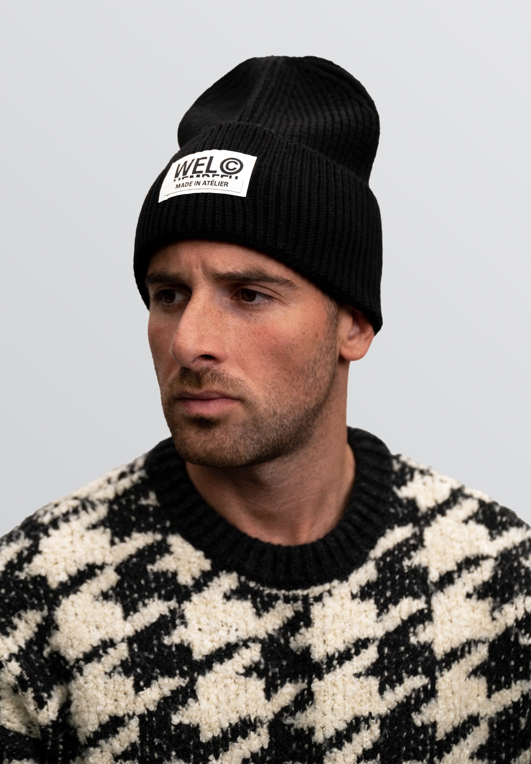 Classic Beanie Schwarz Oversized