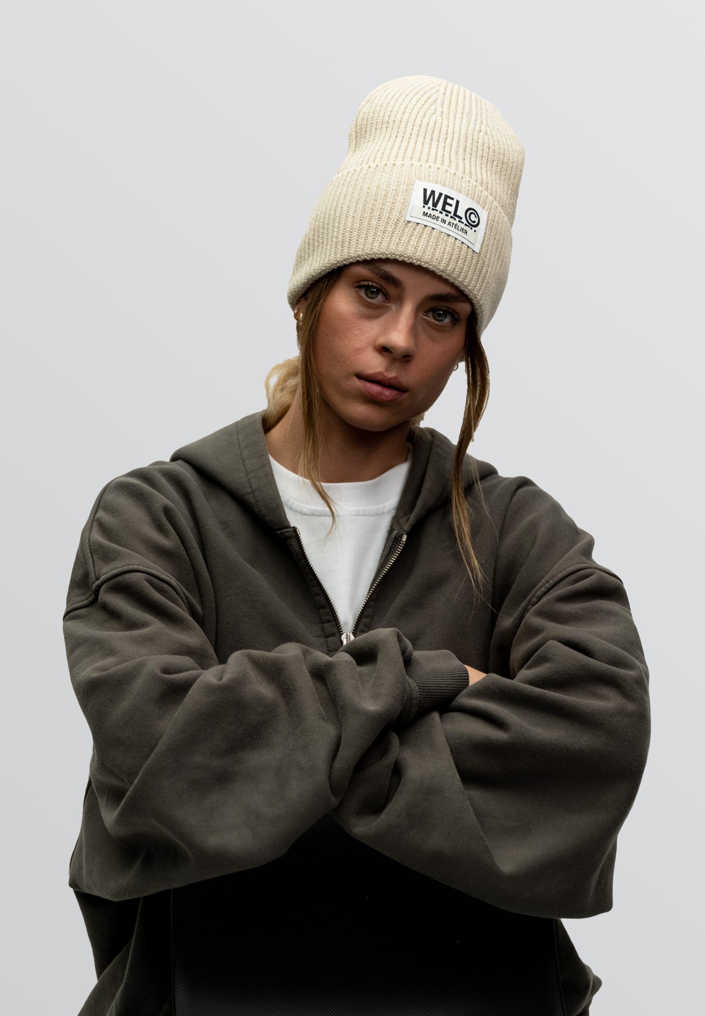 Classic Beanie Beige Oversized