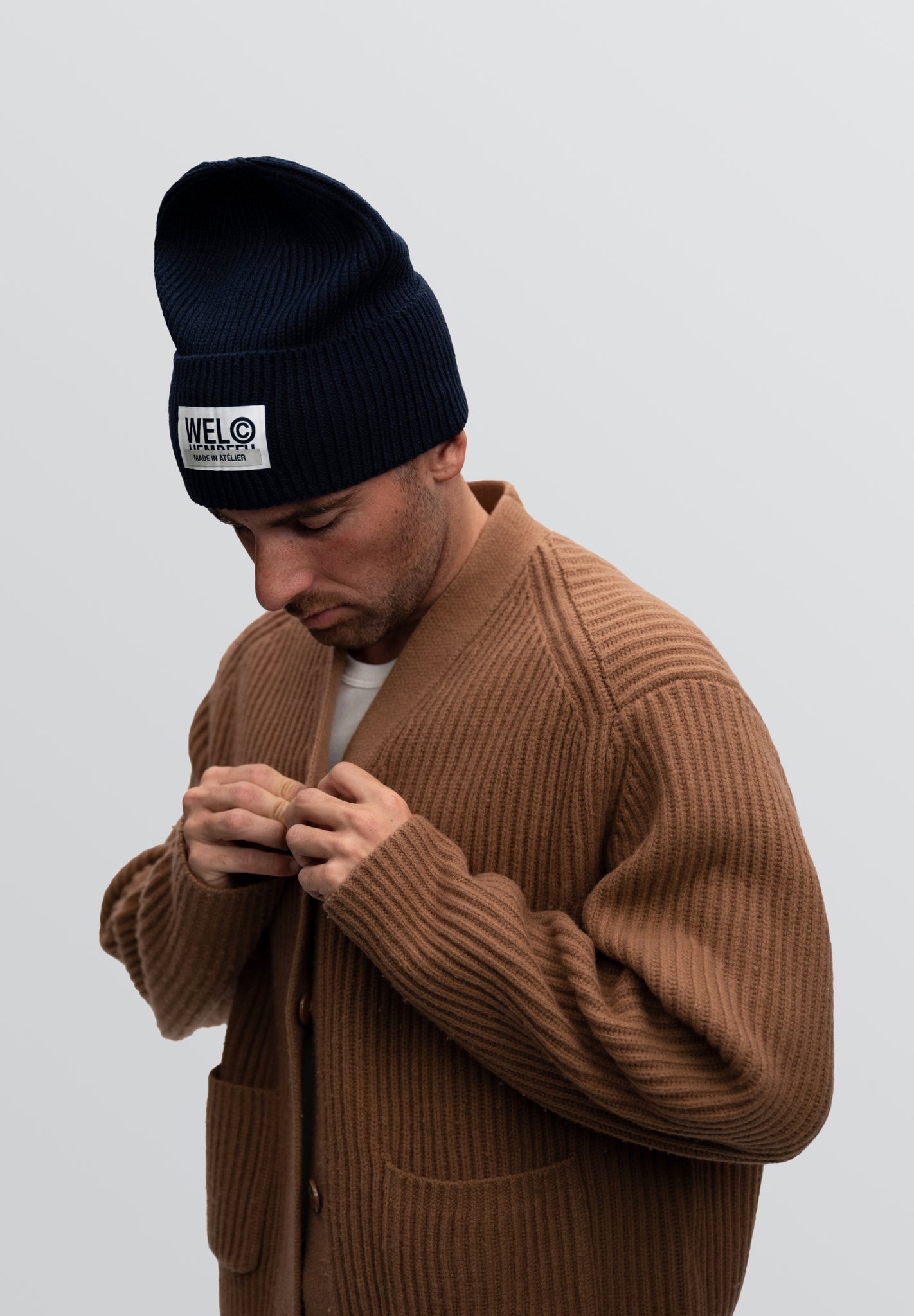 Classic Beanie Dunkel Blau Oversized